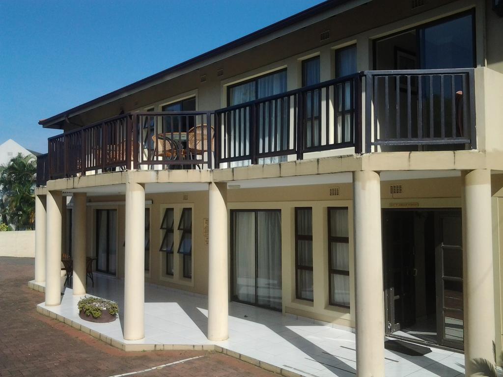 Fairways Hotel باليتو المظهر الخارجي الصورة