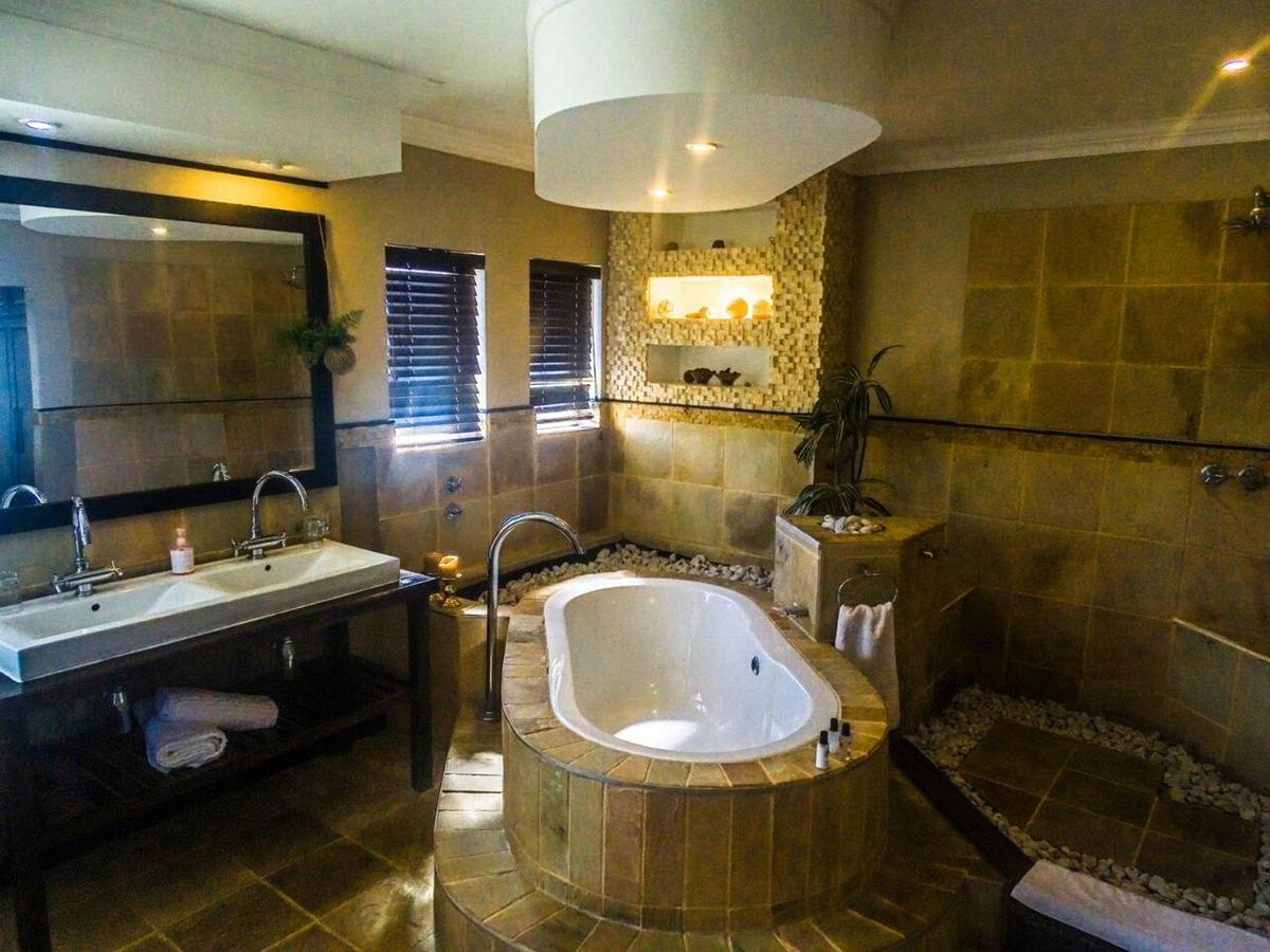 Fairways Hotel باليتو المظهر الخارجي الصورة