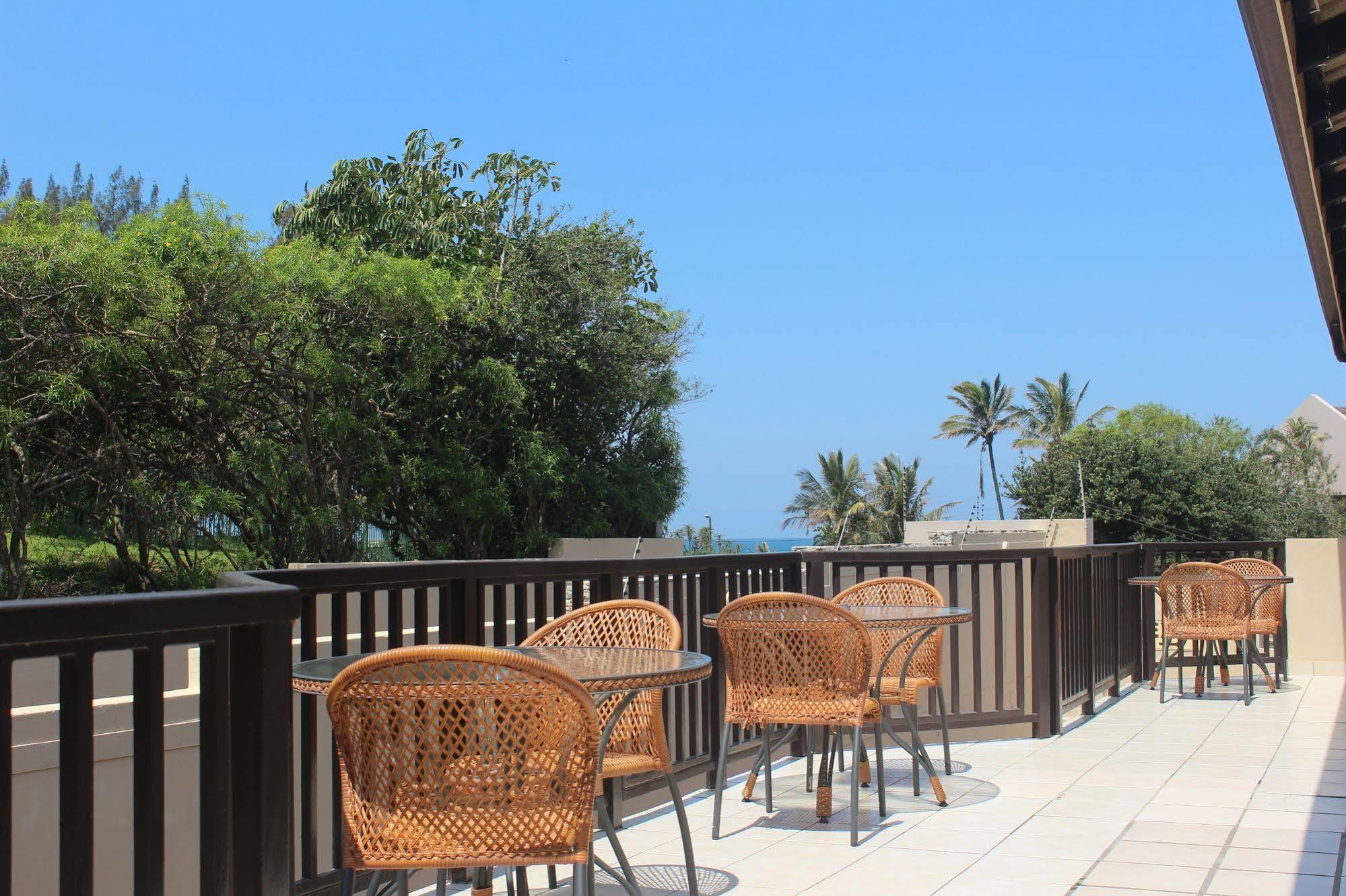 Fairways Hotel باليتو المظهر الخارجي الصورة